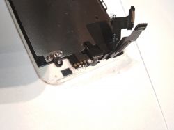 Jak wymienić wyświetlacz w iPhone SE? Jak wymienić wyświetlacz w iPhone SE?