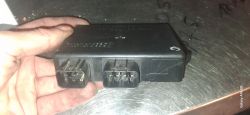 Moduł ECU 5BN-20 Yamaha z dwoma złączami widocznymi z przodu