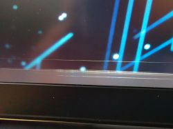 MSI GS73 Stealth 8RE - poziome pasy na ekranie, uszkodzenie taśmy czy matrycy? MSI GS73 Stealth 8RE - poziome pasy na ekranie, uszkodzenie taśmy czy matrycy?