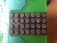 Czytnik kart metolowych z dziurami