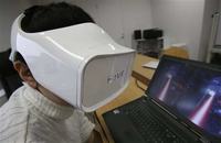 Okulary wirtualnej rzeczywistości śledzące ruch gałek ocznych