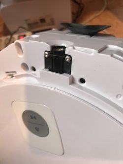 Wnętrze odkurzacza smart/robota sprzątającego z WiFi Medion 13277