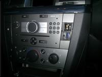 Connecting an Illuminated Switch for Independent Car Mirror Heating: A Step-by-Step Guide
