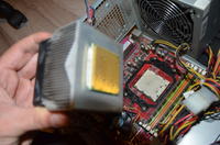 Komputer wyłącza się samoczynnie - dolny wentylator nie działa, czy to chłodzenie CPU?