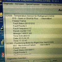 Audi q7 - Kontrolka silnika świeci na żółto i klocków mimo że są dobre