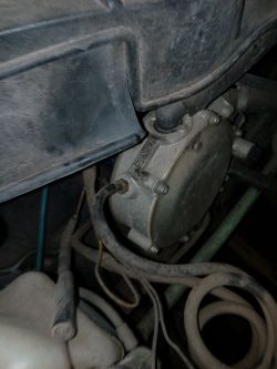 Opel Astra 1 z 1993 z LPG gaśnie - identyfikacja modelu parownika LOVATO