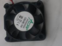 Jak podłączyć dwa stare wentylatory do PC jako dodatkowe chłodzenie?