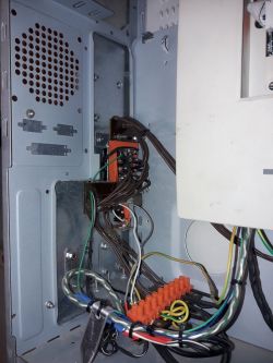 Jeden sterownik kilka silników trójfazowych, sterowanie tylko dwoma fazami