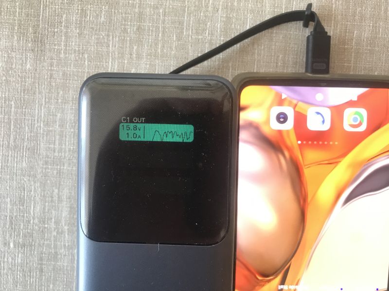 Is it worth buying a more expensive power bank? We test the high-end UGREEN PB726 20 Ah with PD