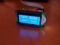 Cyfrowy obrotomierz na wyświetlaczu LCD