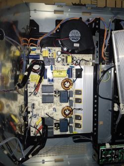 Płyta Electrolux EHI6540FOK - brak zasilania układu sterowania, poszukiwanie schematu
