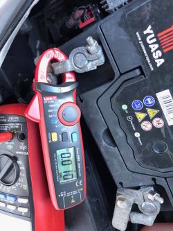 Opel Zafira b 1.8 140km - Rozładuje akumulator zamyka klapę bagażnika