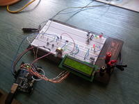 Zegarek, Termometr i Woltomierz w jednym na Arduino. Zegarek, Termometr i Woltomierz w jednym na Arduino.