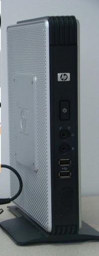 Czy w terminalu HP t5730 można zamontować procesor AMD Turion X2?