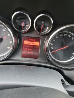 Opel Astra J Turbo (2011) - Brak języka polskiego w menu pojazdu