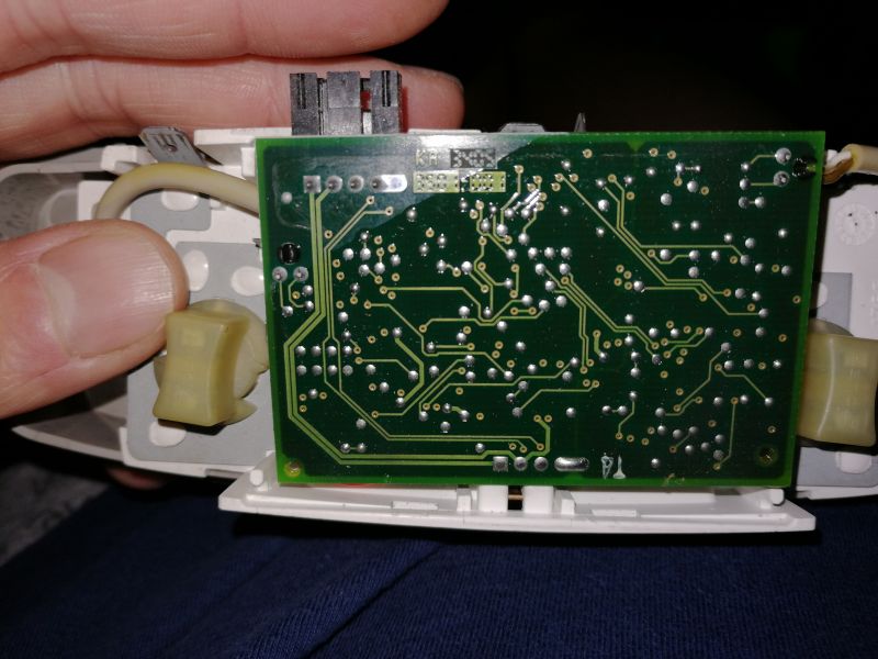 Jak podłączyć czujniki ruchu Delphi do innego alarmu - szczegóły przewodów