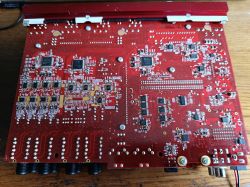 Focusrite Clarett 4Pre USB - spalone D27 i D28 przy MPMN3425, brak schematu przetwornicy