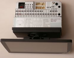 Toyota Prius NHW20R - Rozpiska pinów radia 86120-47230 Pioneer Typ C