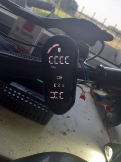 Fiat 500 hulajnoga - Po zalaczeniu zamiast zer wyswietla sie odwrócone cC