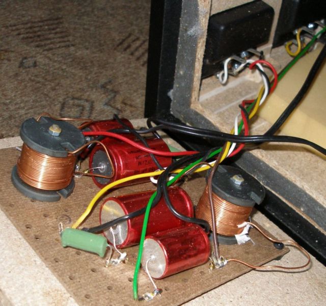 Szukam schematu Tonsil Sub sat 1.1