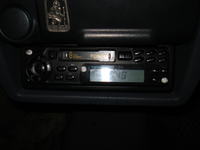 Jak podłączyć odtwarzacz MP3 do radia samochodowego bez USB i AUX?