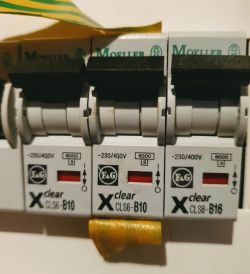 Instalacja elektryczna na zewnątrz: jaki kabel i przekrój dla oświetlenia ogrodowego?