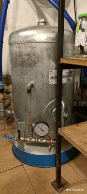 Zbiornik hydroforowy ocynkowany - pytania o prawidłowe podłączenie i ustawienie otworów