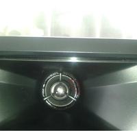 Czy zagięcie boku głośnika wysokotonowego wpływa na dźwięk?