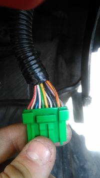 Connecting Controller to Original 1998 Volvo V40 1.6 Central Locking: Cable Advice