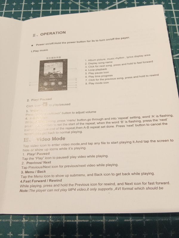 Strona instrukcji obsługi z sekcjami „Operation” i „Video Mode” na macie z siatką