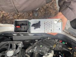 Peugeot 308 - nie działające radio i centralny zamek - pytania i dyskusja