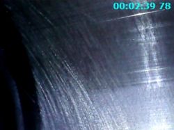 Wzdłużne ślady na tłokach Mahle po remoncie - co mogło pójść nie tak?