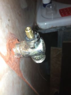 How to Unscrew & Replace Leaking Elbow in Water Pipe: Step-by-Step ...