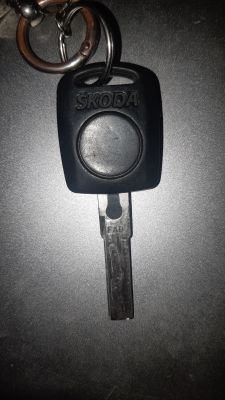 Programowanie pilota scyzoryk do Skoda Octavia 1 2001r - Jak to zrobić?