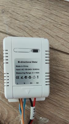 Bidirectional Meter with Technical Specifications Bidirectional meter module with a label detailing technical specifications.