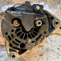 Regeneracja alternatora Bosch 100 - co zrobić z pozostałymi nakrętkami?