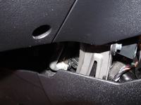 Jak usunąć tłustą wilgoć z podłogi samochodu?