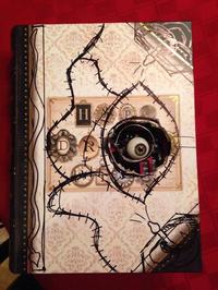 Książka "Hokus Pokus" z poruszającym się okiem