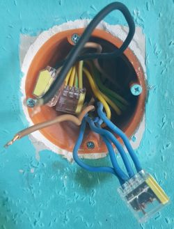 Title: Troubleshooting WiFi Touch Switch Connection Issues in Kitchen & Toilet - 2-Way Switches
