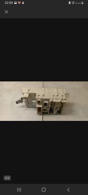 Toyota RAV4 - gdzie znaleźć schemat wtyczek modułu BSI z uwagi na spaleniznę?