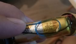 Disposable E-Cigarette Charging: Battery Type & Compatible Chargers 