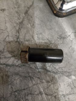 Suzuki 1.6 układ chłodzenia - Co to jest? Połamałem zaworek na układzie chłodzenia