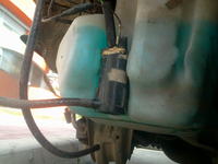 Escort 97 - Spryskiwacze działają tylko na przód po naprawie, co robić?