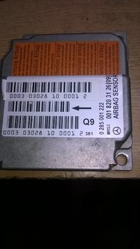 Sterownik Airbag,Mercedes - Proszę o lokalizacje pinów:zasilania oraz Can.