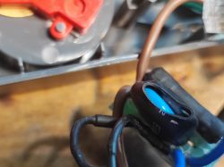 Inside the surge protector strip and USB power supply test - SFS133 Defender Surge Protector