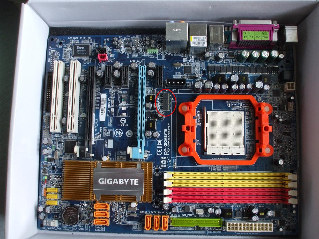 Гигабайт памяти. Gigabyte ga-m57sli-s4 (Rev 1.0). Gigabyte ga -m57sli-s4 125w. Материнская плата Gigabyte ga-m57sli-s4. Ga-m57sli-s4 Rev 2.0.