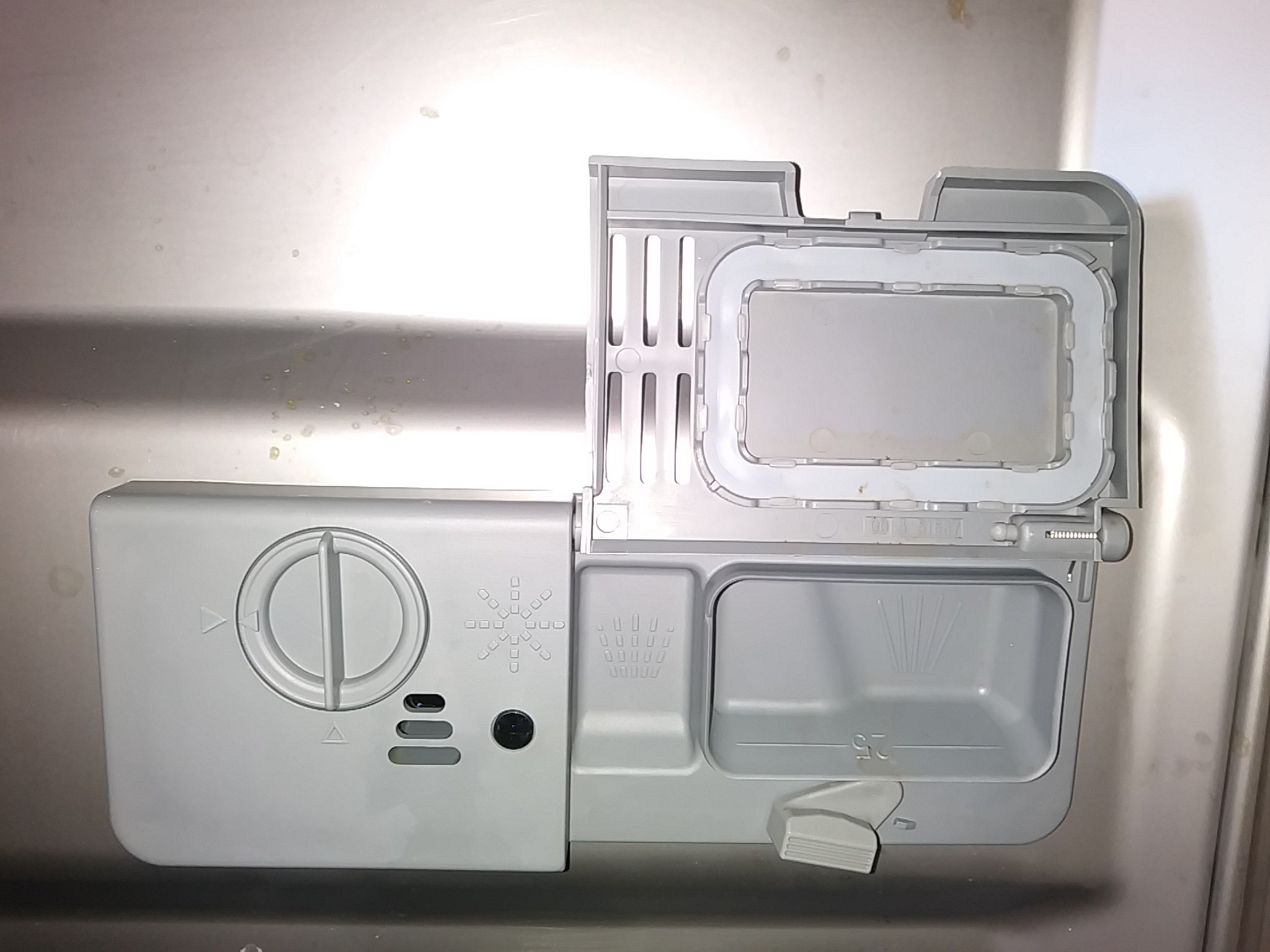 Rust spots on cutlery causes and solutions when washing in the dishwasher