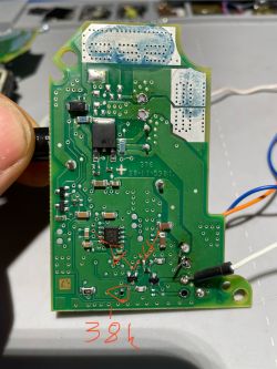 Peugeot 508 - Bosch 1 397 220 614 - sterownik wycieraczek