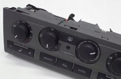 Audi A6 C6 2004r - Dobór właściwego panelu klimatyzacji po numerze VIN i możliwe błędy