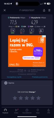 Ekran testu prędkości sieci z wynikami pobierania 77,5 Mbps i wysyłania 4,29 Mbps